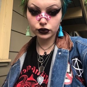 Meet your Posher, Sam